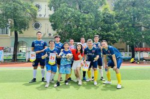 “足”够精彩！球友会平台（中国）集团“足”梦大龙街首届五人制男子公益足球赛